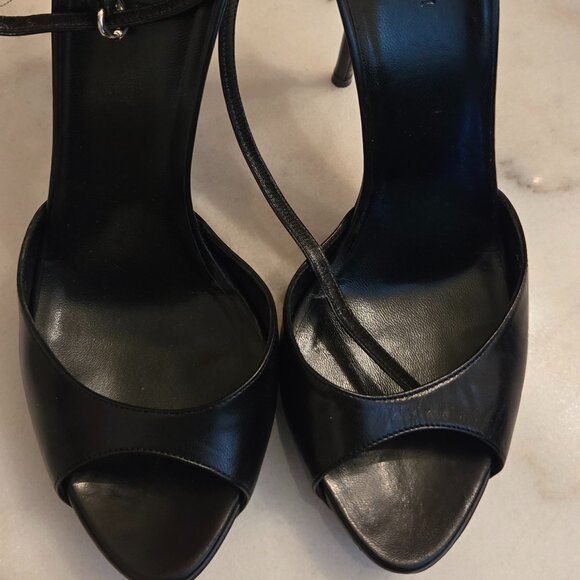Gucci Black Leather Ankle Strap Stiletto Heels - Picture 1 of 12